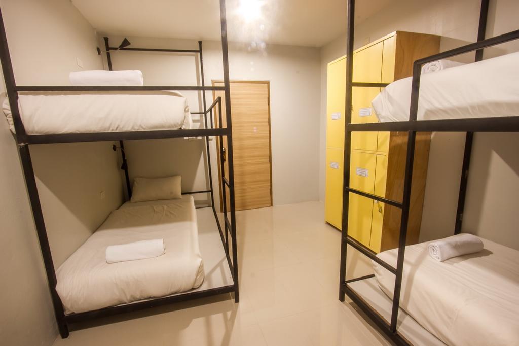 Sunny Hostel Chiangmai @Tha Pae Chiang Mai Room photo