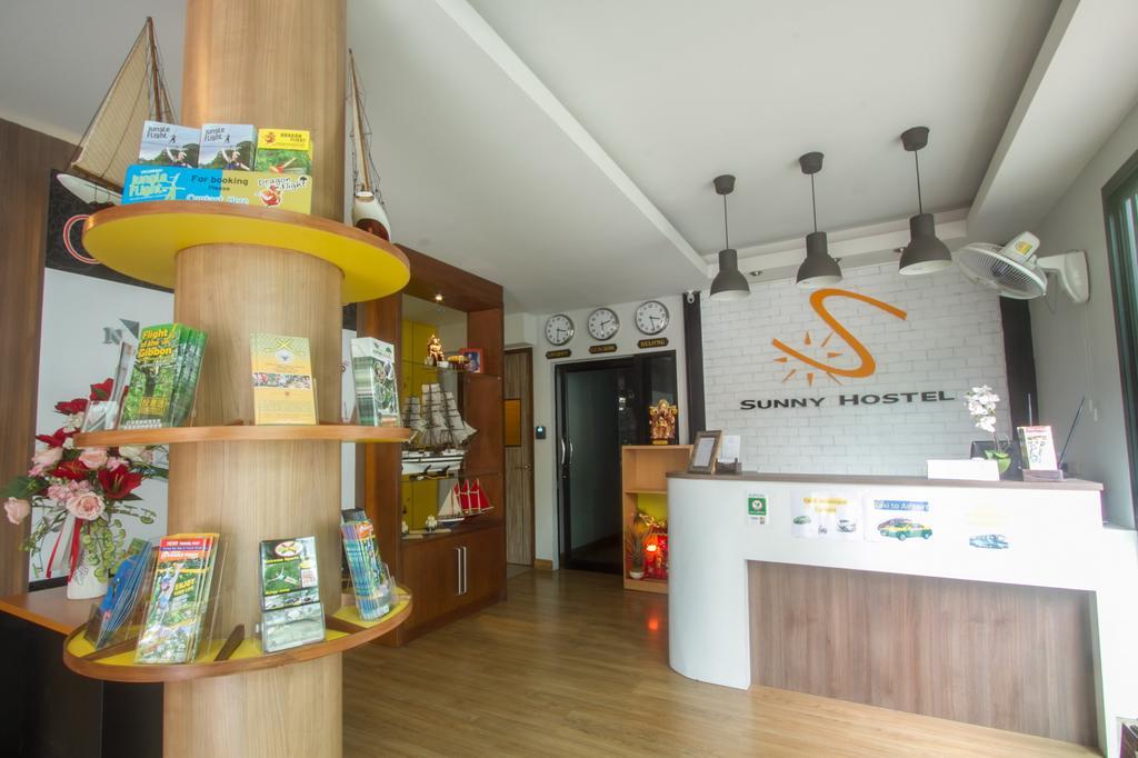 Sunny Hostel Chiangmai @Tha Pae Chiang Mai Exterior photo