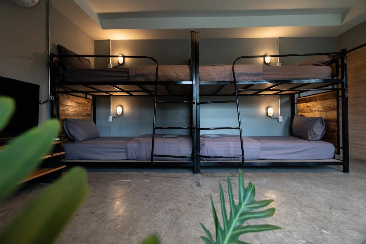 Sunny Hostel Chiangmai @Tha Pae Chiang Mai Exterior photo